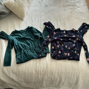 lot of 2 old navy long sleeve rompers size 6T